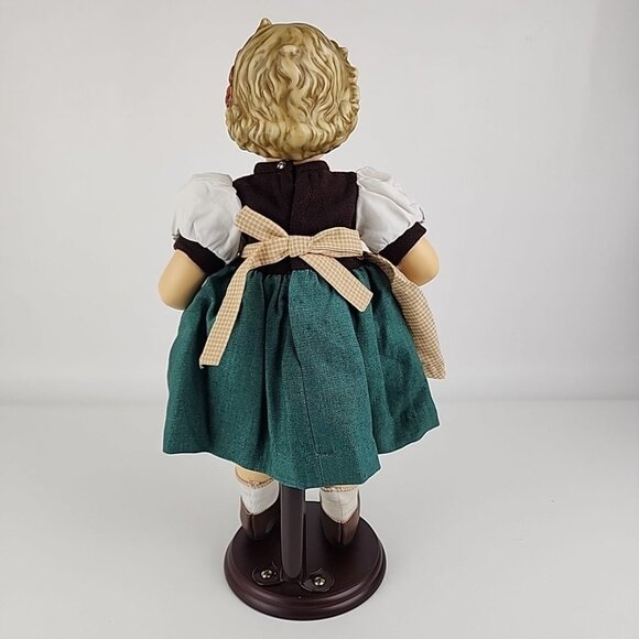 Goebel MJ Hummel 16" Porcelain Doll Valentine Gift Exclusive Edition RARE 98' - Picture 8 of 14